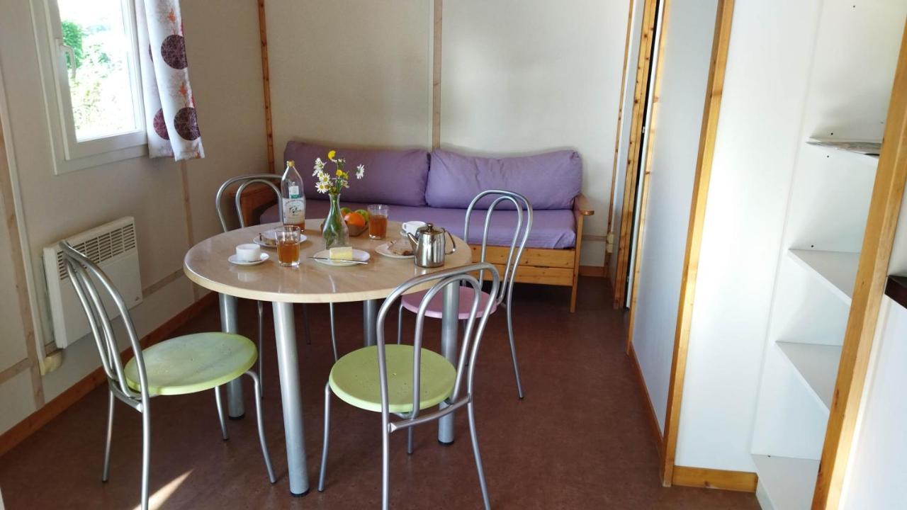 Complexe Touristique La Montagne Limousine Hotel Chamberet Екстериор снимка