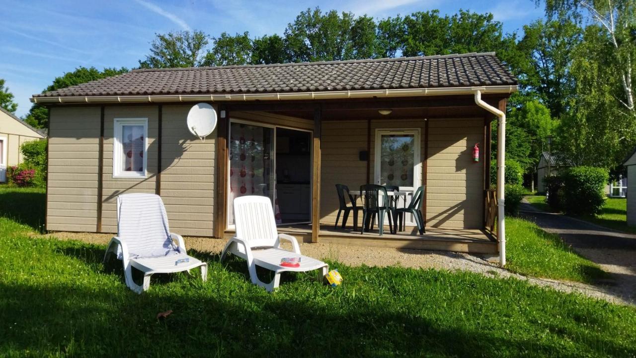 Complexe Touristique La Montagne Limousine Hotel Chamberet Екстериор снимка